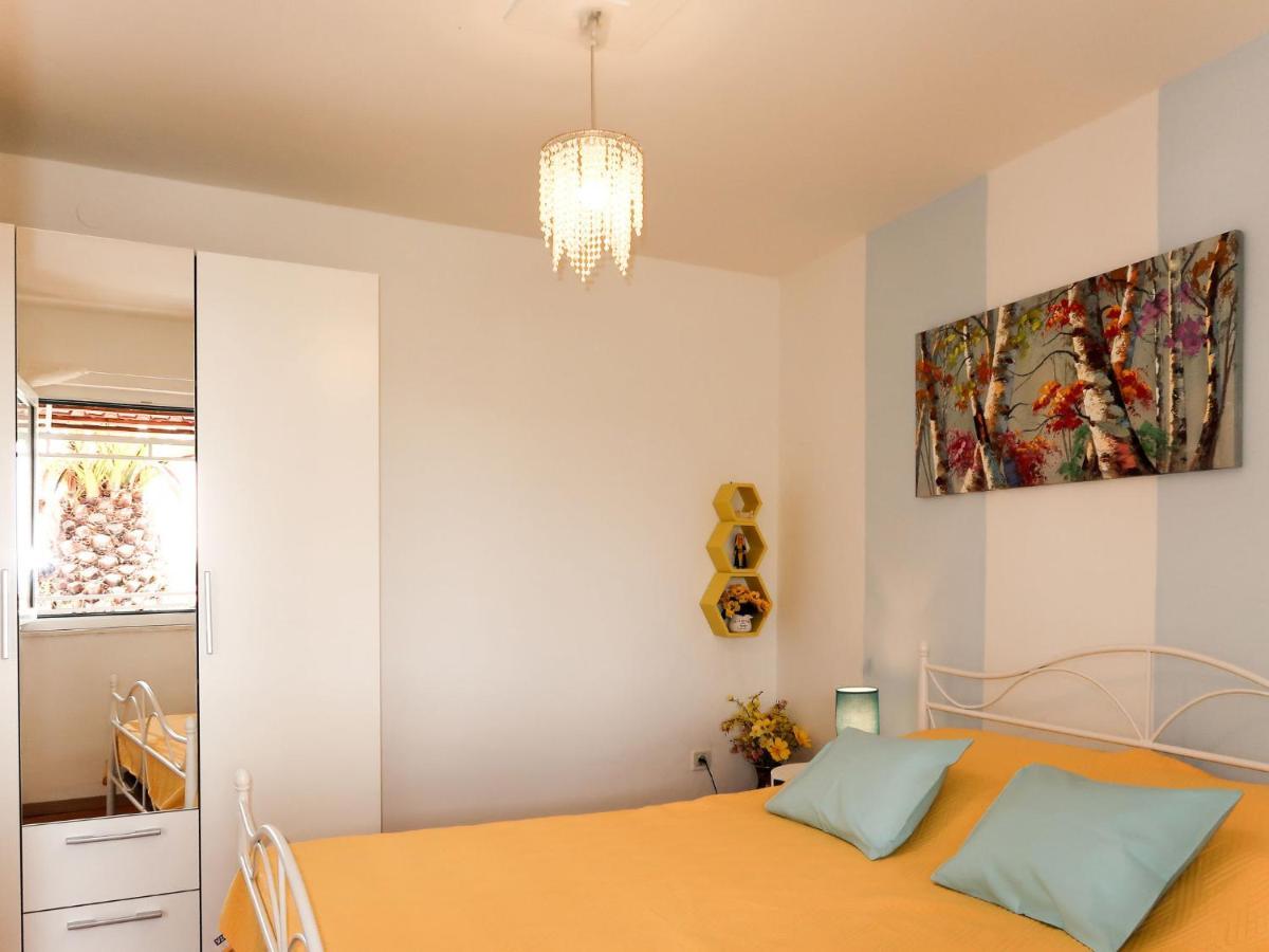 Holiday Home Garden Apartment - Brc650 By Interhome 수마르틴 외부 사진