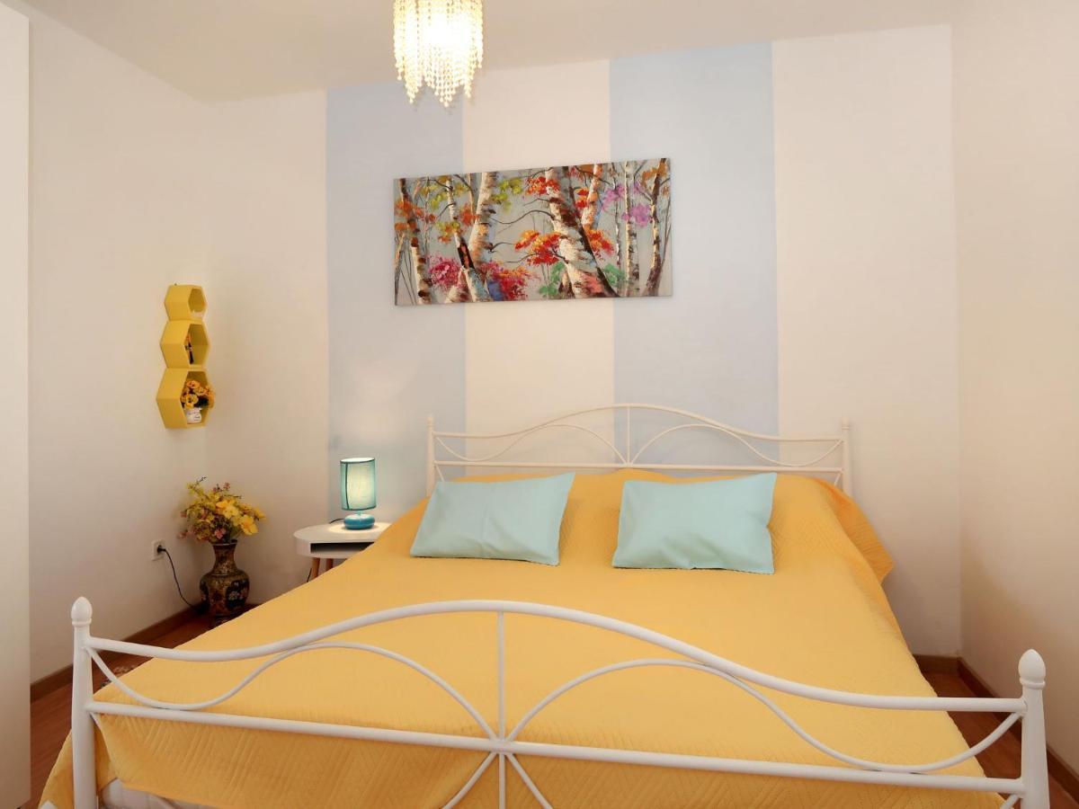Holiday Home Garden Apartment - Brc650 By Interhome 수마르틴 외부 사진